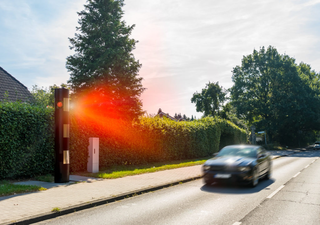 Sind Laser-Jammer oder Laser-Blinder im Straßenverkehr erlaubt?