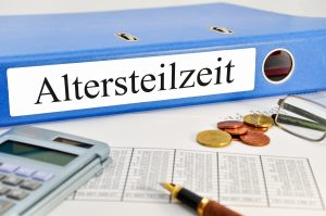 Altersteilzeit: Voraussetzungen, Modelle & Altersteilzeitrechner